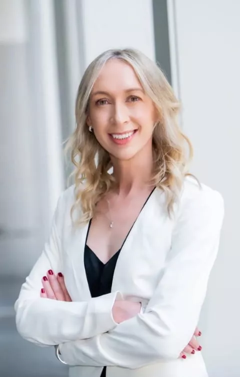 Dr Jodie Lowinger, CEO coach supporting high-performing leaders under pressure